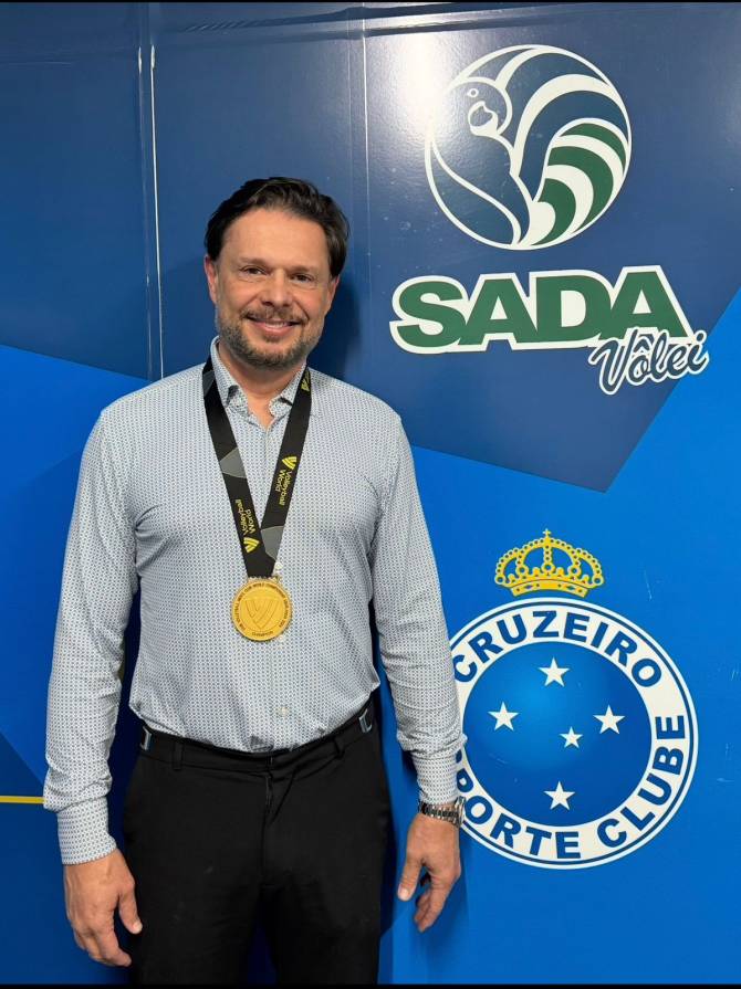 DR. SERGIO CAMPOLINA